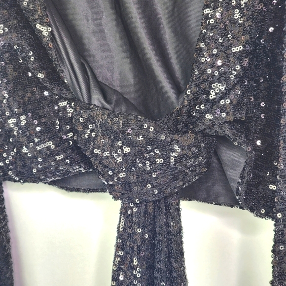 Showpo. black sequin crop jacket top tie front Size 10 - Picture 7 of 13